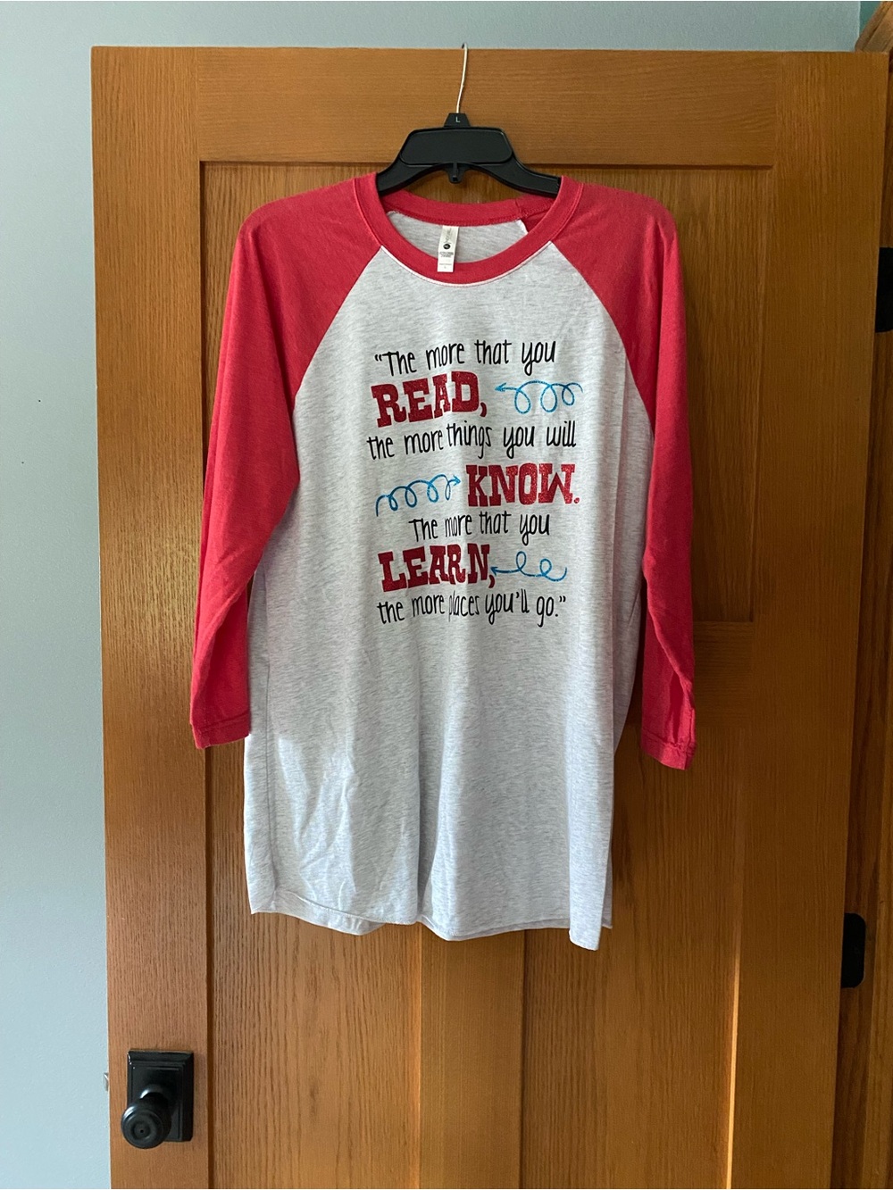Teacher Baseball Tee - Red/Gray Read Know Learn Graphic